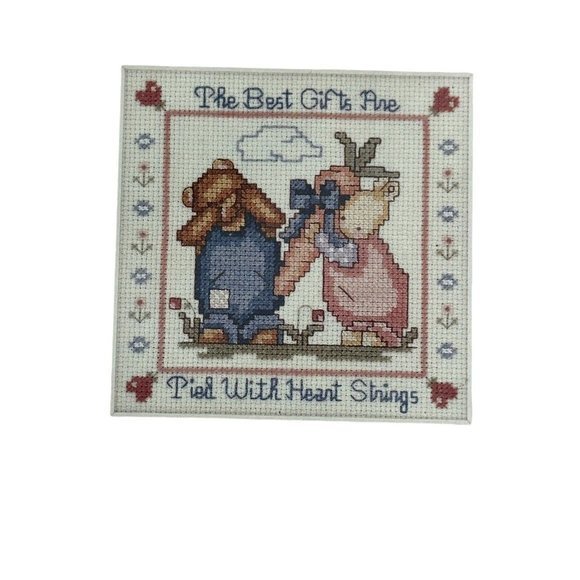 NEW Weekenders Cross Stitch Kit 5" x 5"  Heart Strings Bear Rabbit 90s Country - Picture 2 of 7